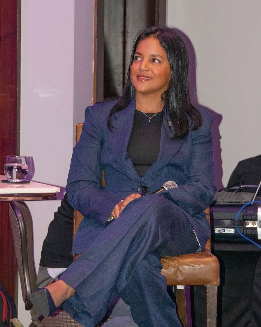 Orgullosos de la participación de nuestra Arq. Angely González en el panel Mujeres de Acero, don (2)